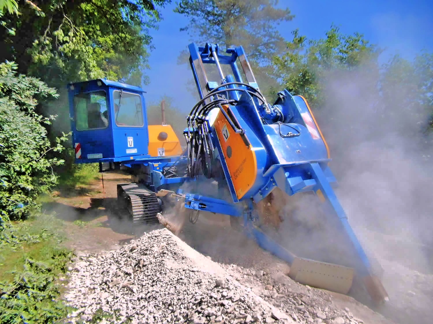 Wie Meier & Söhne mit Anbaufräsen für Bagger 30 % schneller wurden – ein Praxisbericht